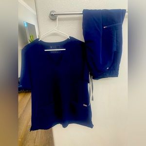 Figs.Zamora jogger set in Navy